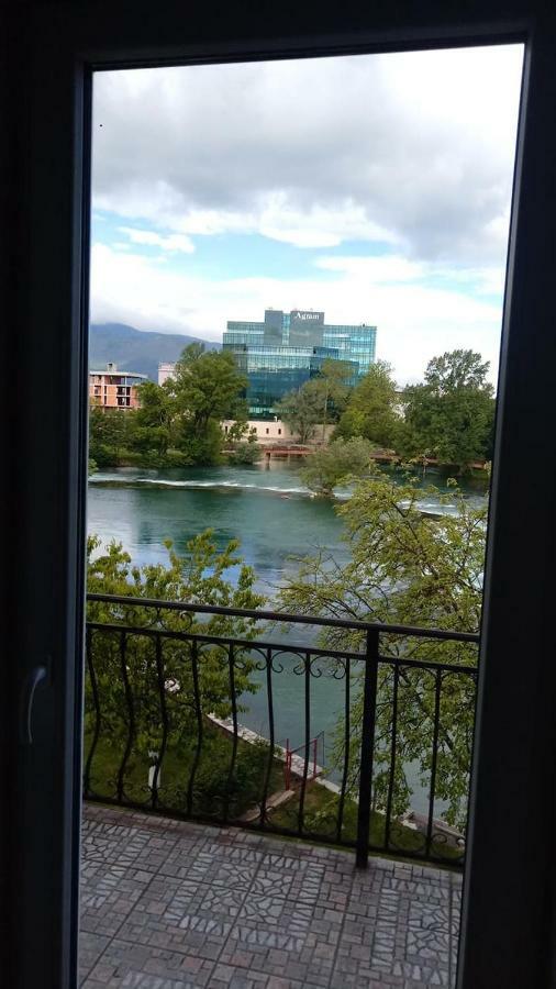 Guesthouse Una 1 Bihać Exteriör bild