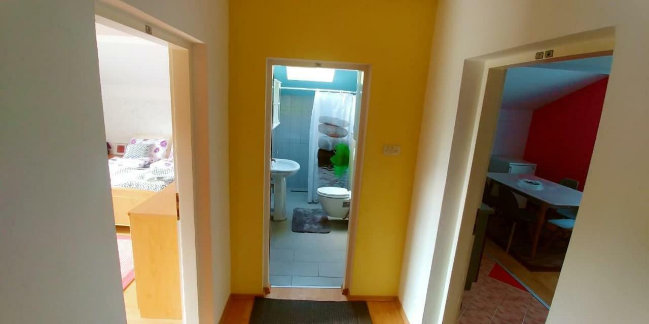 Guesthouse Una 1 Bihać Exteriör bild