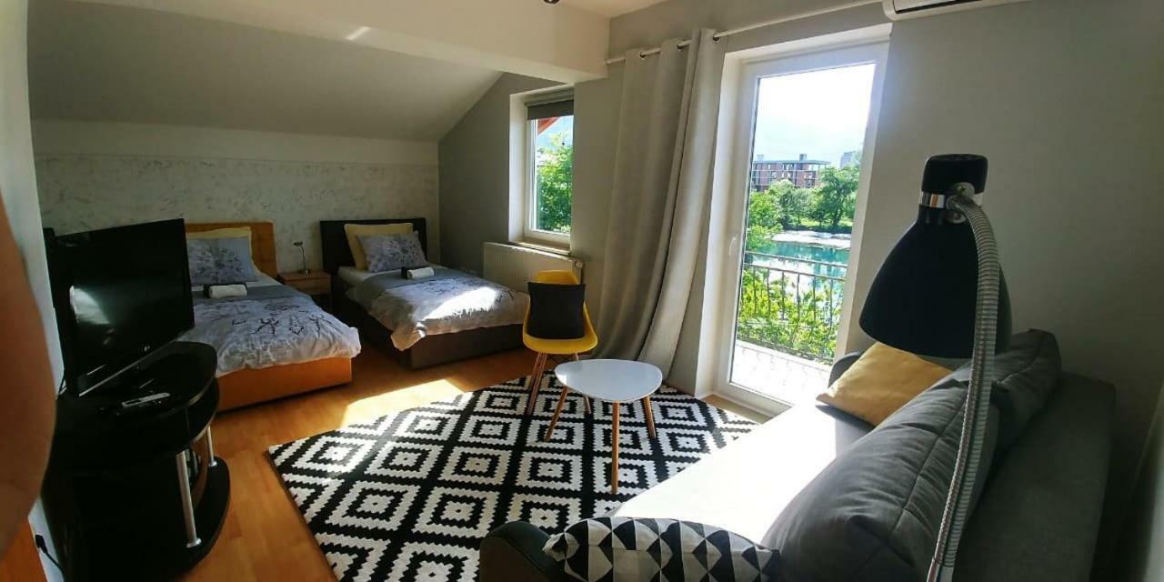 Guesthouse Una 1 Bihać Exteriör bild
